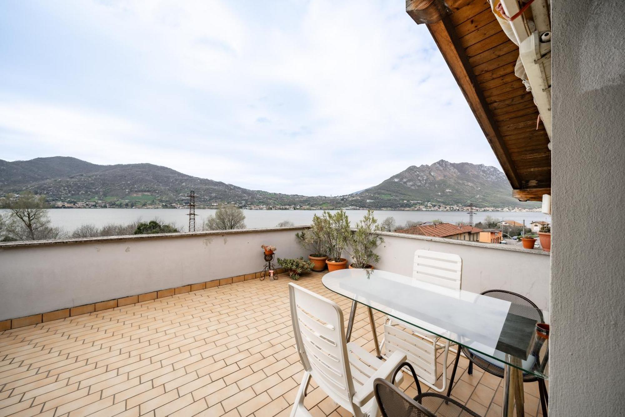 Terrazzo Sul Lago Lecco Luaran gambar